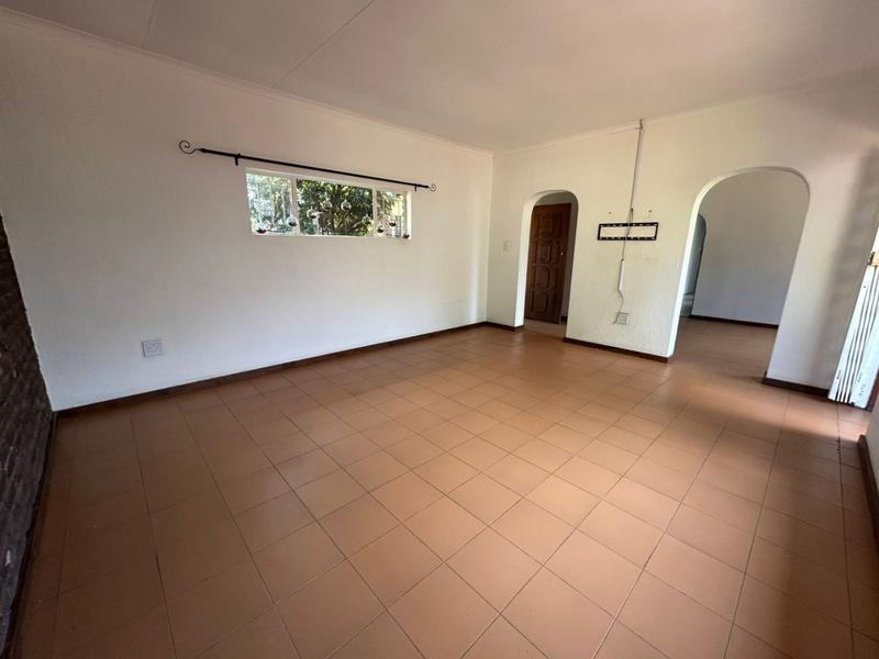 To Let 4 Bedroom Property for Rent in Flora Park Limpopo