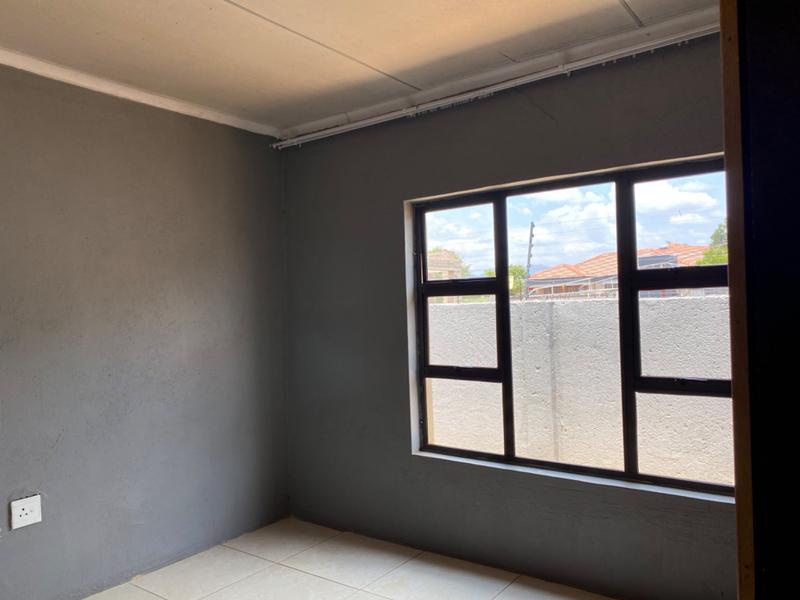 To Let 4 Bedroom Property for Rent in Chroompark Limpopo