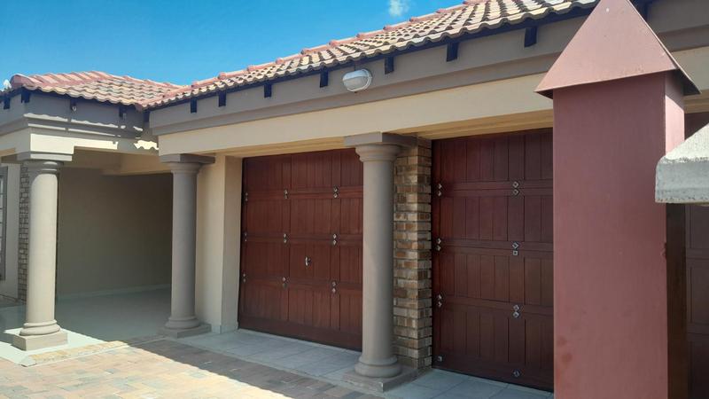 3 Bedroom Property for Sale in Mahlasedi Park Limpopo