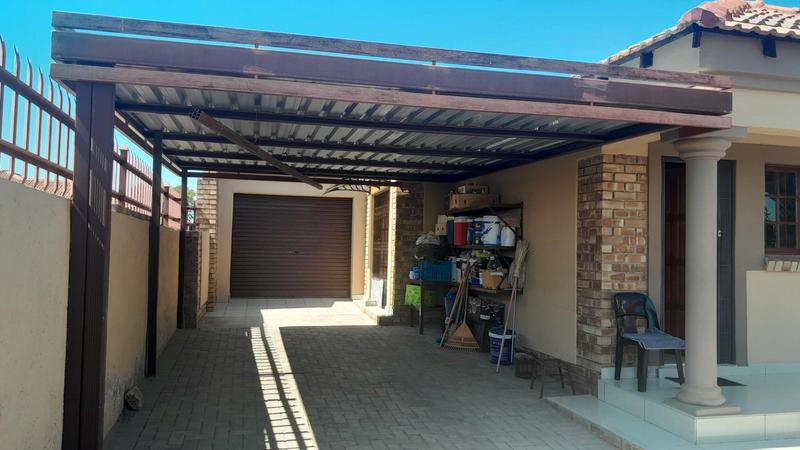 3 Bedroom Property for Sale in Mahlasedi Park Limpopo