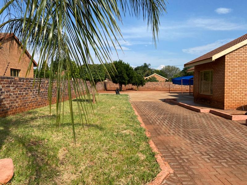 To Let 2 Bedroom Property for Rent in Nylpark Limpopo