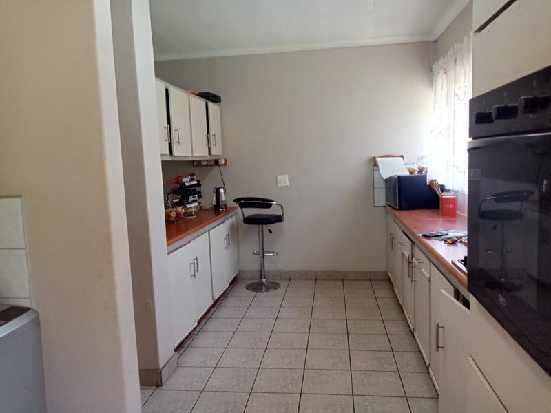 To Let 4 Bedroom Property for Rent in Penina Park Limpopo