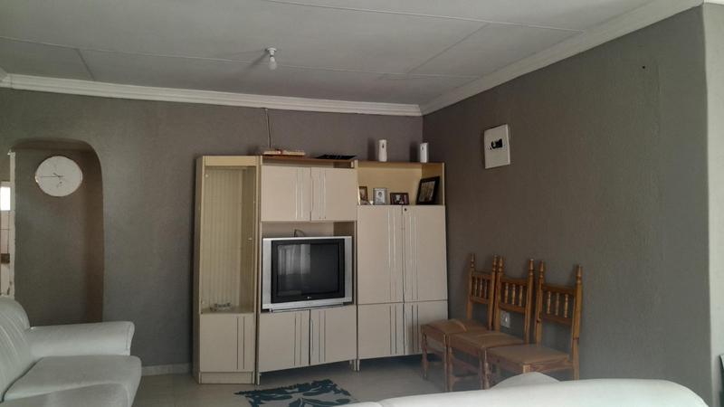 To Let 2 Bedroom Property for Rent in Seshego B Limpopo