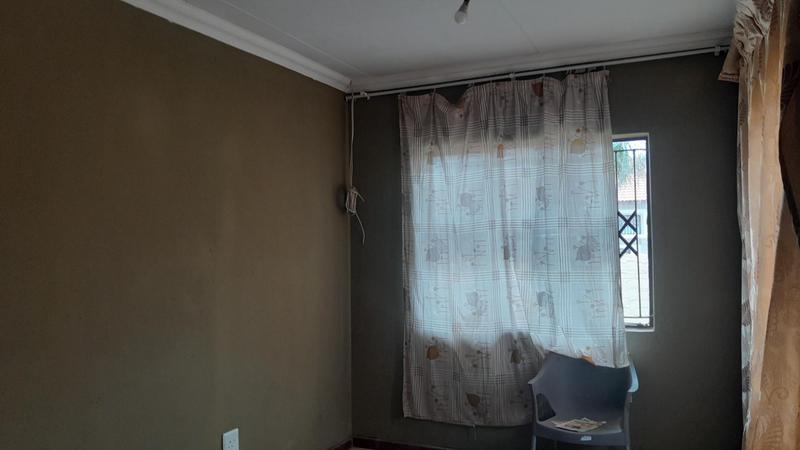 2 Bedroom Property for Sale in Mahlasedi Park Limpopo