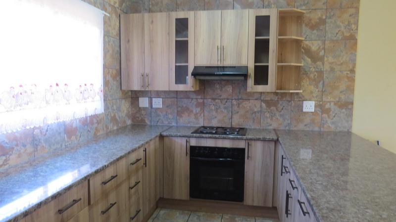 To Let 2 Bedroom Property for Rent in Chroompark Limpopo