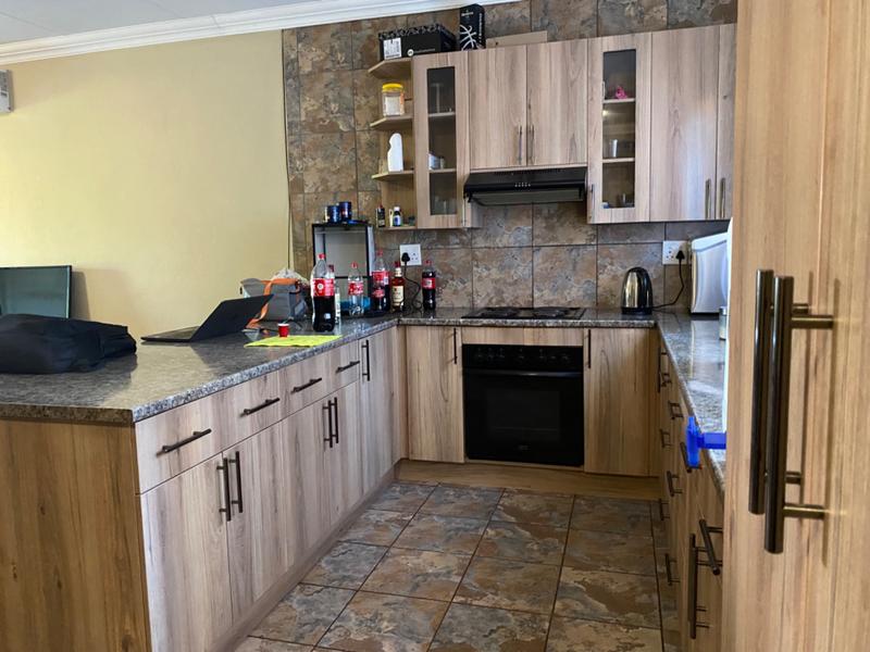 To Let 2 Bedroom Property for Rent in Chroompark Limpopo