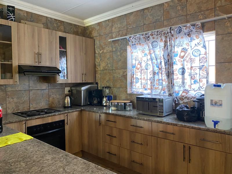 To Let 2 Bedroom Property for Rent in Chroompark Limpopo