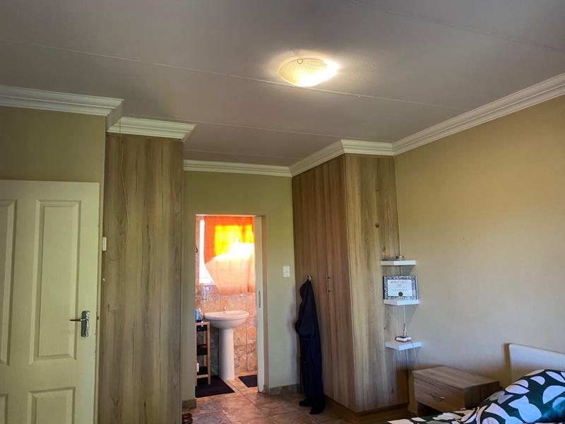 To Let 2 Bedroom Property for Rent in Chroompark Limpopo