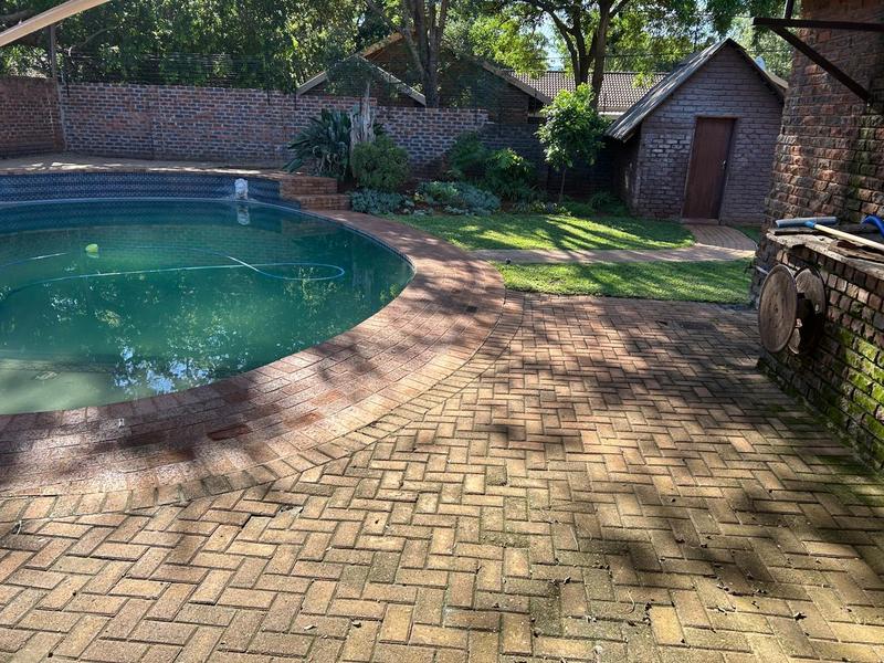 4 Bedroom Property for Sale in Chroompark Limpopo