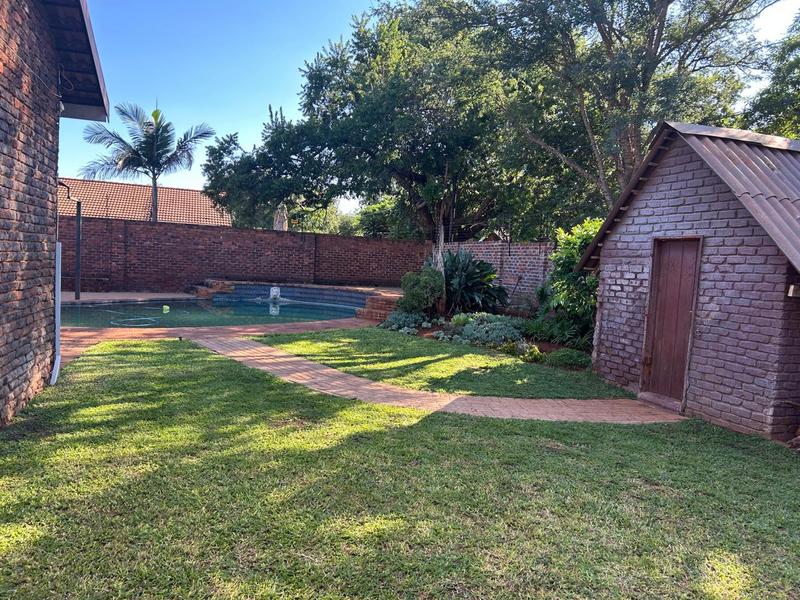 4 Bedroom Property for Sale in Chroompark Limpopo