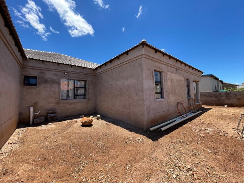 4 Bedroom Property for Sale in Chroompark Limpopo