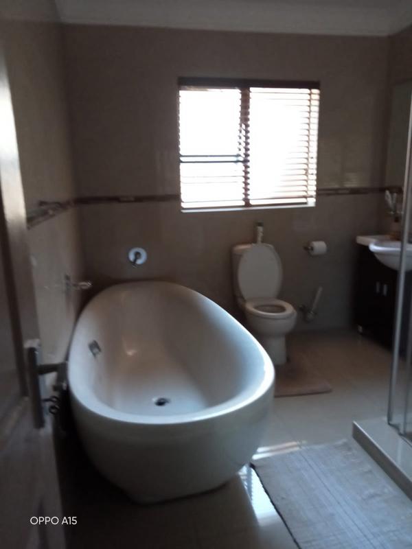 5 Bedroom Property for Sale in Serala View Limpopo