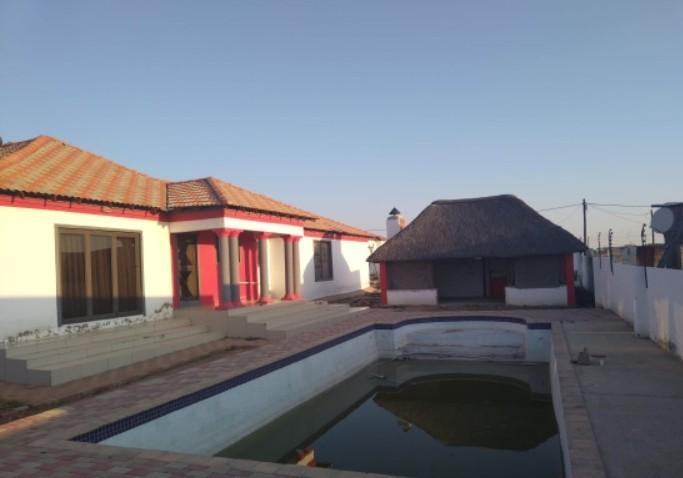 4 Bedroom Property for Sale in Moletji Limpopo