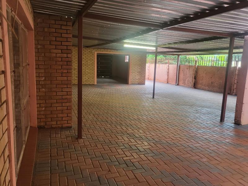 3 Bedroom Property for Sale in Mahwelereng Limpopo