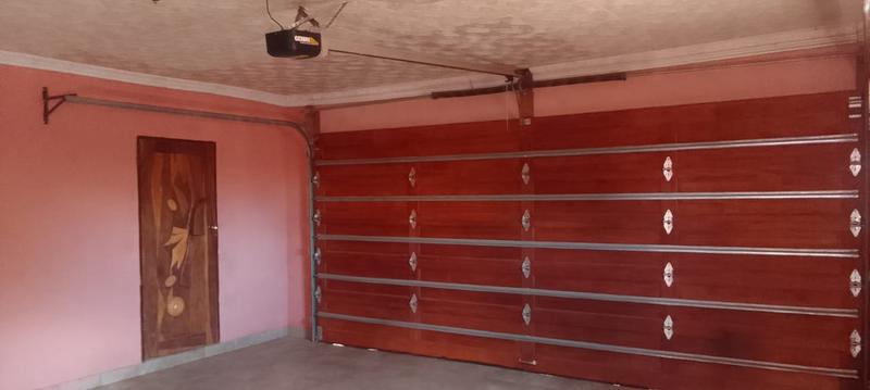 3 Bedroom Property for Sale in Mahwelereng Limpopo