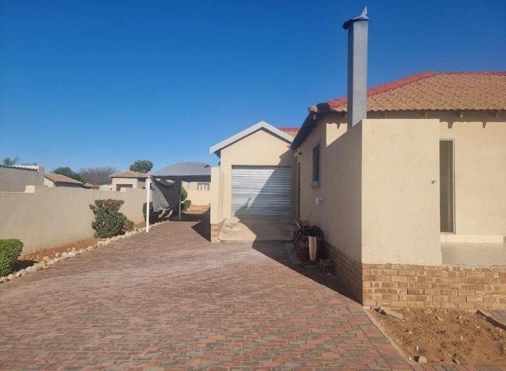 3 Bedroom Property for Sale in Bendor Limpopo