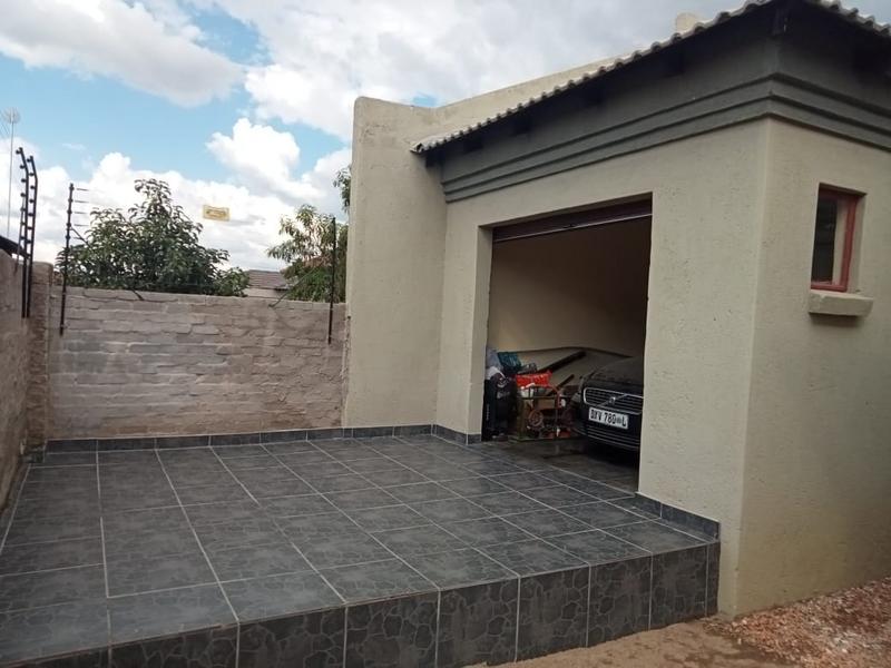 3 Bedroom Property for Sale in Rethabile Gardens Limpopo