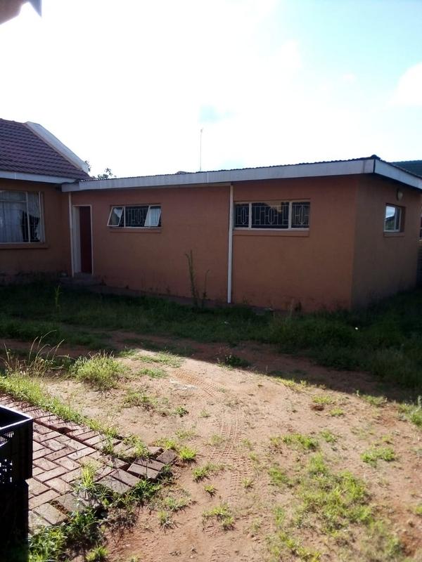 4 Bedroom Property for Sale in Flora Park Limpopo