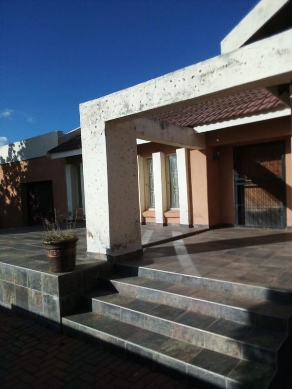 4 Bedroom Property for Sale in Flora Park Limpopo