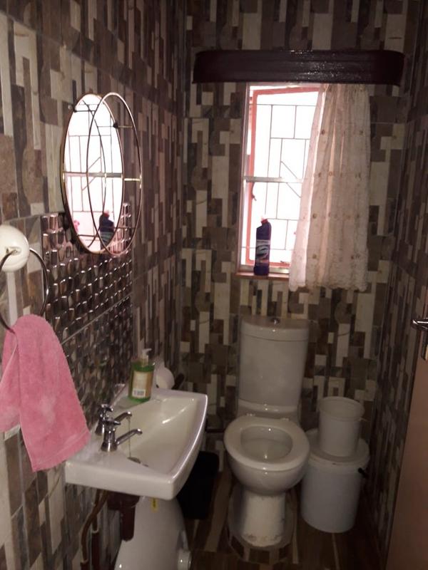 5 Bedroom Property for Sale in Kameeldoringpark Limpopo