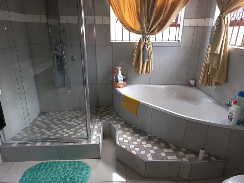 4 Bedroom Property for Sale in Bendor Limpopo