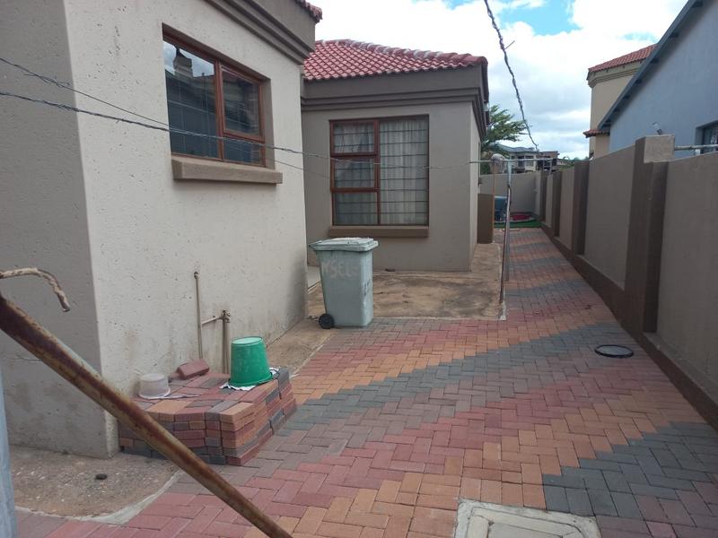 4 Bedroom Property for Sale in Bendor Limpopo