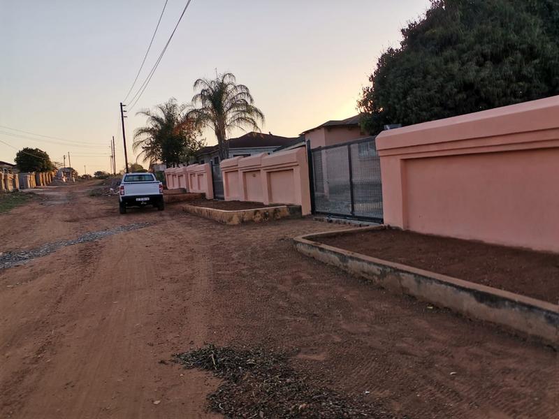 To Let 3 Bedroom Property for Rent in Muledane Limpopo