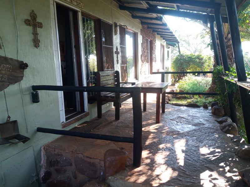 2 Bedroom Property for Sale in Roossenekal Limpopo
