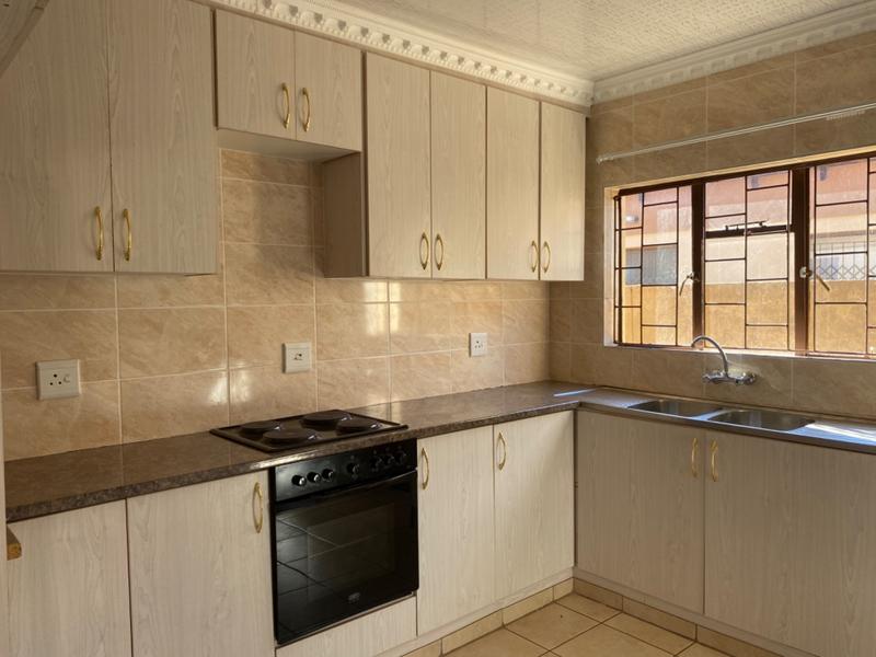 To Let 3 Bedroom Property for Rent in Chroompark Limpopo