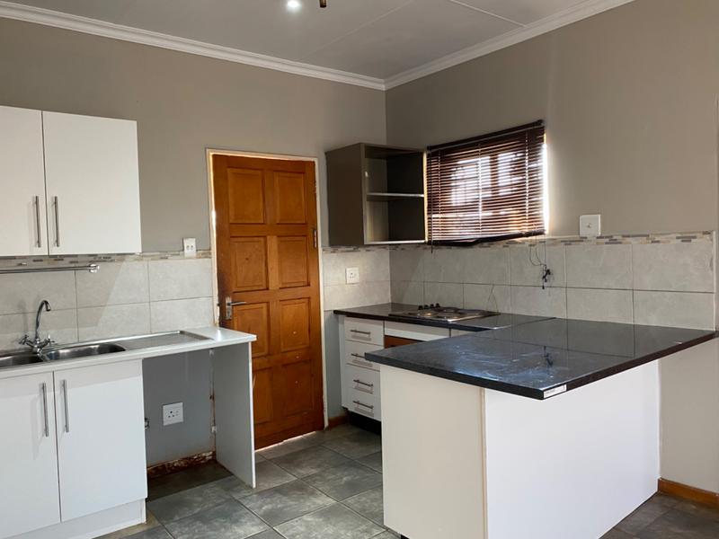 To Let 2 Bedroom Property for Rent in Chroompark Limpopo