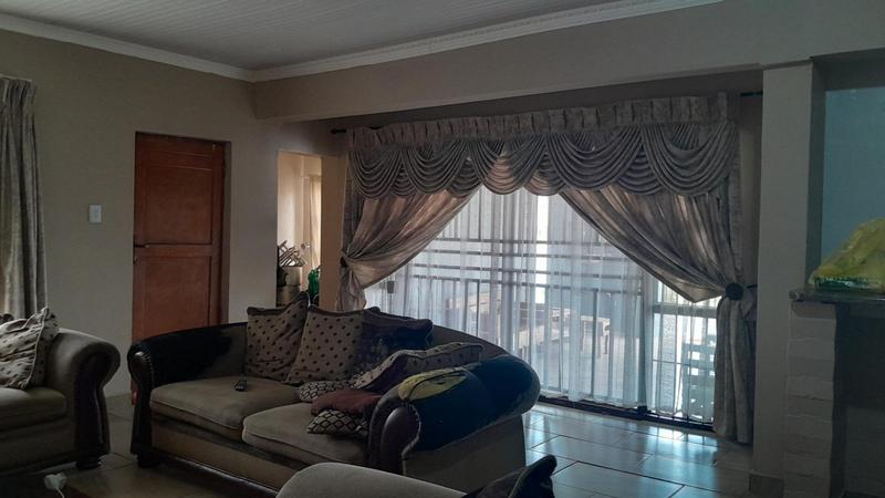 3 Bedroom Property for Sale in Nirvana Limpopo
