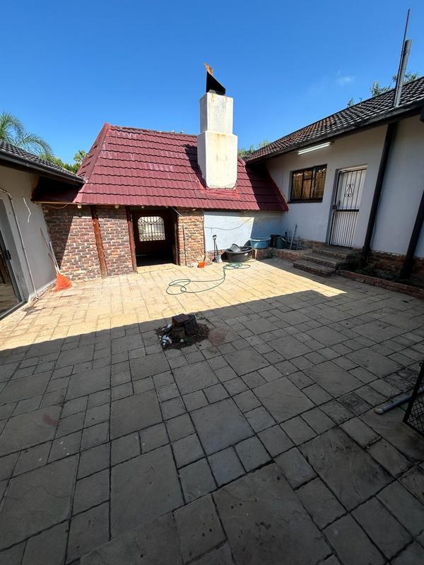 5 Bedroom Property for Sale in Bendor Limpopo