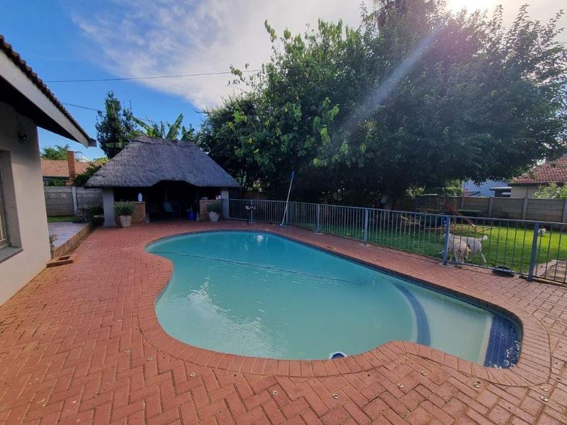 4 Bedroom Property for Sale in Flora Park Limpopo