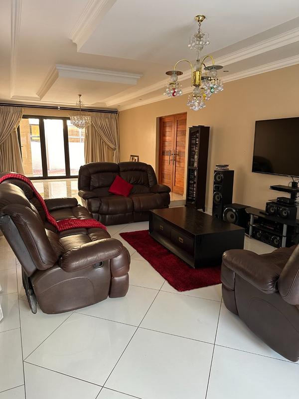 6 Bedroom Property for Sale in Bendor Limpopo