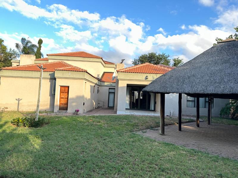 6 Bedroom Property for Sale in Bendor Limpopo