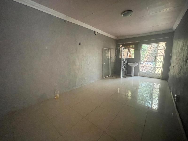 To Let 5 Bedroom Property for Rent in Onverwacht Limpopo