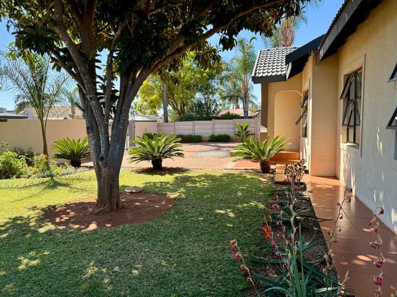 5 Bedroom Property for Sale in Bendor Limpopo