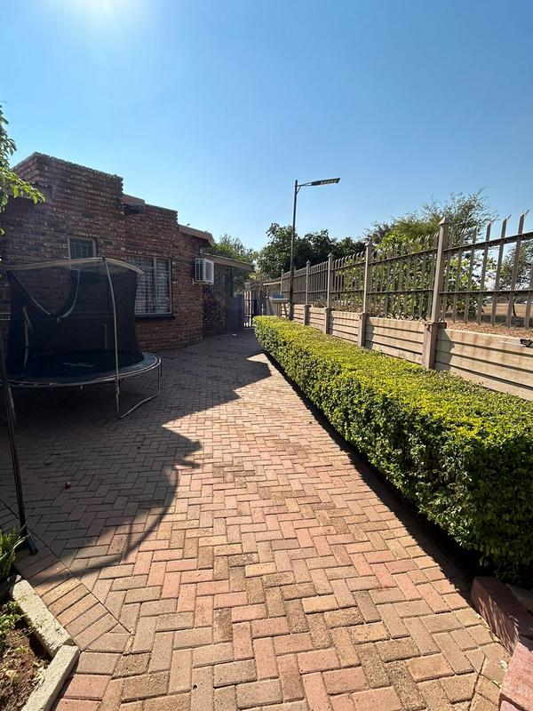 5 Bedroom Property for Sale in Sterpark Limpopo