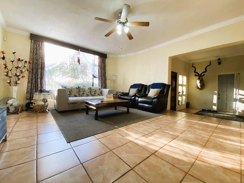 6 Bedroom Property for Sale in Acasia Estate Limpopo