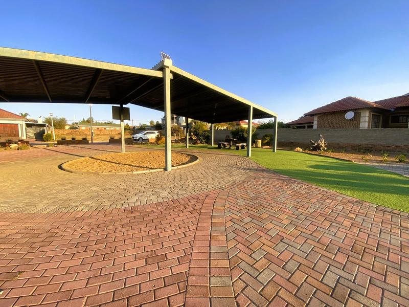 6 Bedroom Property for Sale in Acasia Estate Limpopo