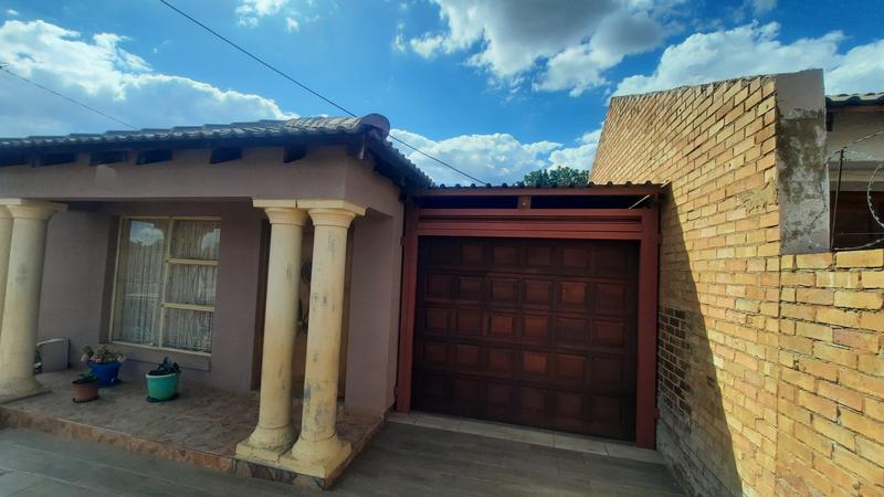 3 Bedroom Property for Sale in Westenburg Limpopo