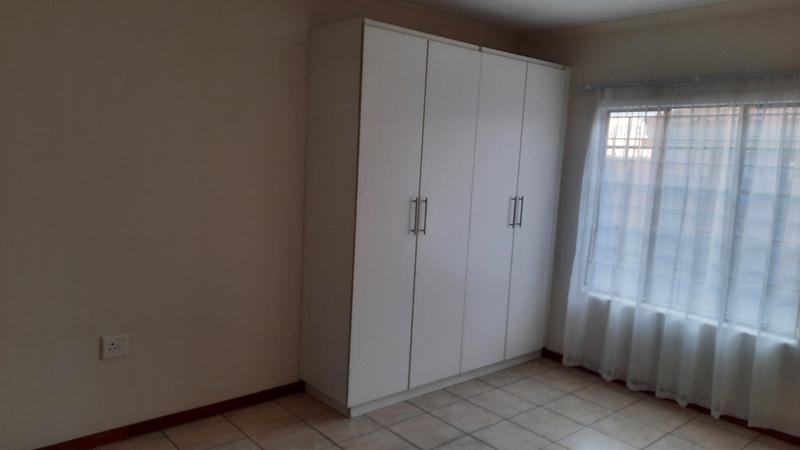 6 Bedroom Property for Sale in Mahlasedi Park Limpopo