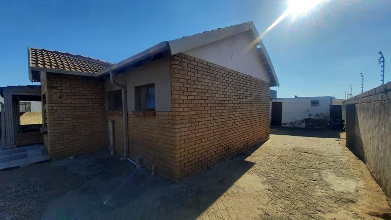 5 Bedroom Property for Sale in Seshego Limpopo