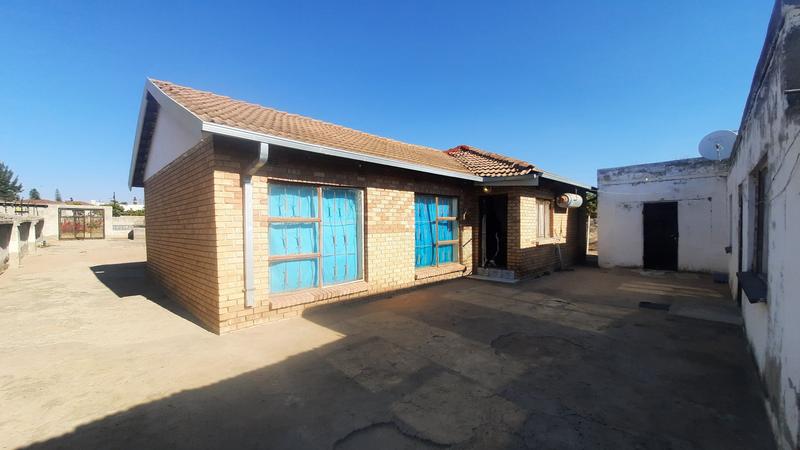 5 Bedroom Property for Sale in Seshego Limpopo