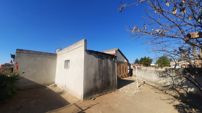 5 Bedroom Property for Sale in Seshego Limpopo