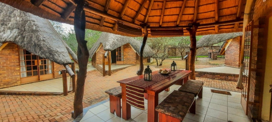 5 Bedroom Property for Sale in Marloth Park Mpumalanga