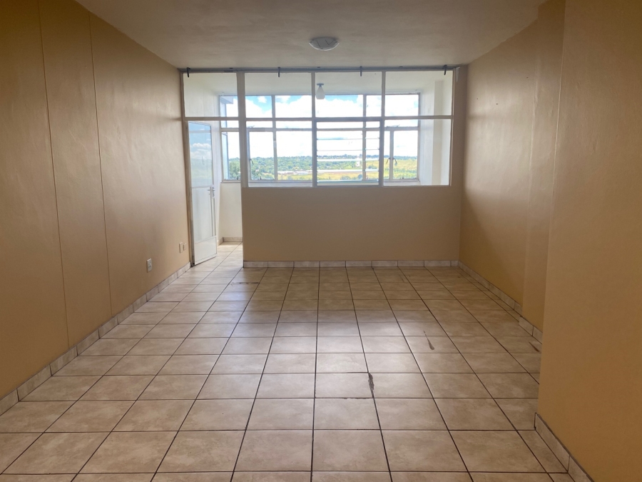 1 Bedroom Property for Sale in Middelburg Central Mpumalanga