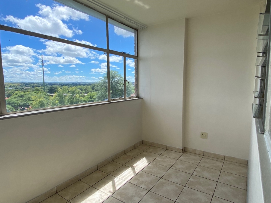 1 Bedroom Property for Sale in Middelburg Central Mpumalanga