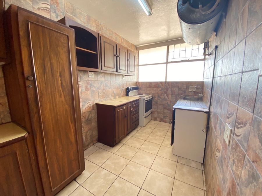 1 Bedroom Property for Sale in Middelburg Central Mpumalanga