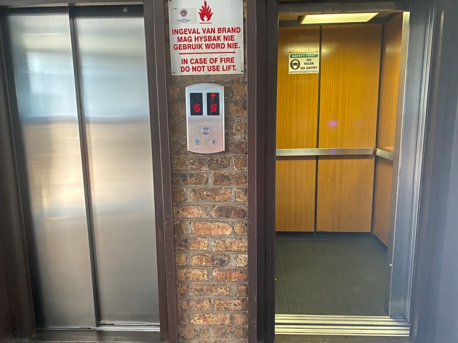 1 Bedroom Property for Sale in Middelburg Central Mpumalanga